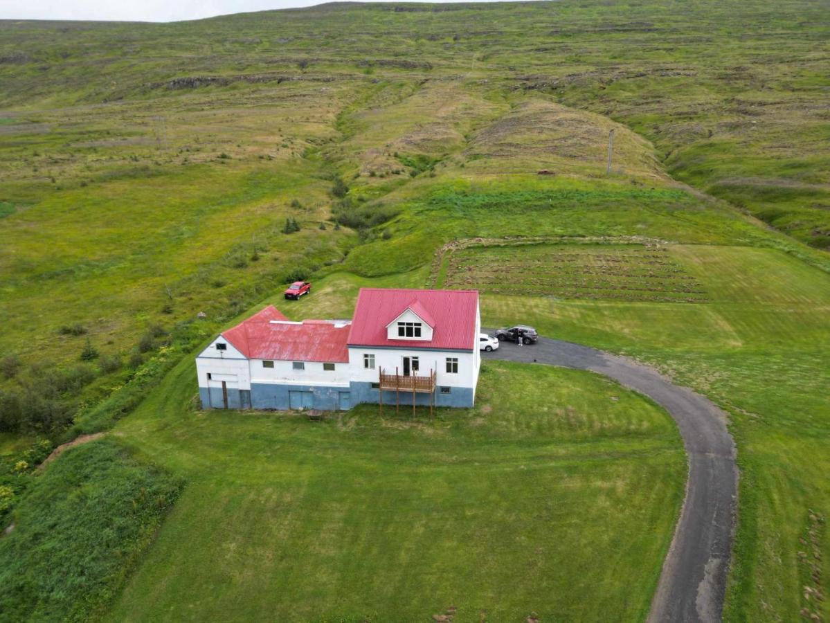 Villa Big House With A View à Akureyri Extérieur photo