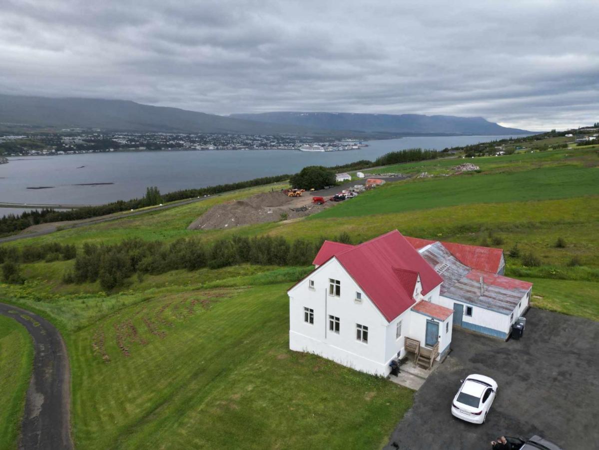 Villa Big House With A View à Akureyri Extérieur photo