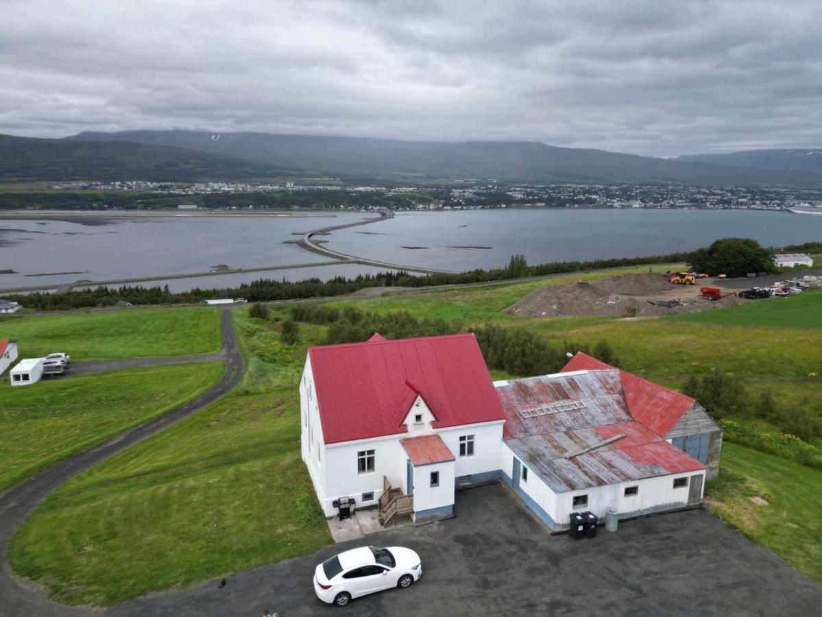 Villa Big House With A View à Akureyri Extérieur photo
