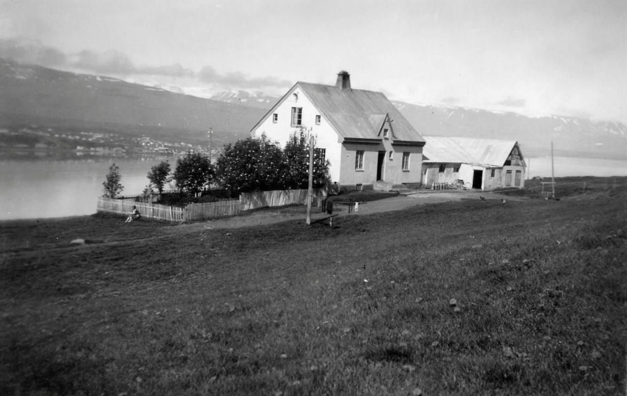 Villa Big House With A View à Akureyri Extérieur photo